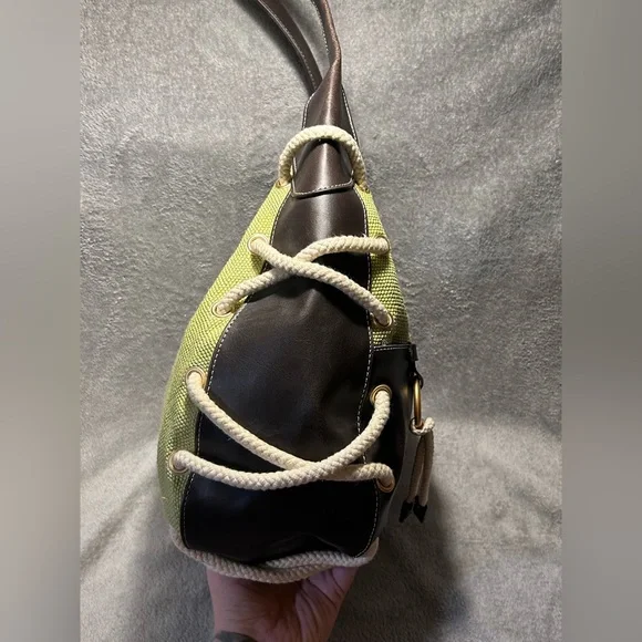 Sandra Robert’s Squared Hobo - Picture 7 of 9